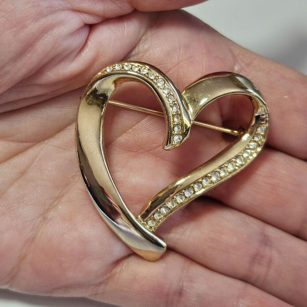 Gold tone open heart brooch clear rhinestone